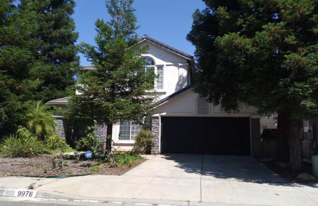 9976 North Recreation Avenue