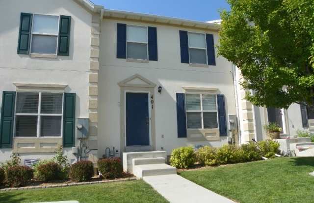 2-3 Bd 2.5 Bath Townhome in Draper