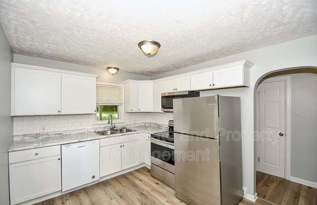 527 23rd Street Northwest