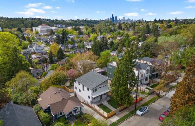 3215 37th Place South