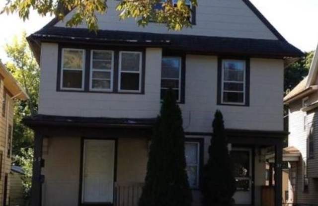 Photo of 309 Frost Ave