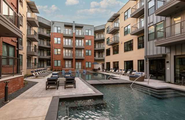 Residences at Grayson Heights