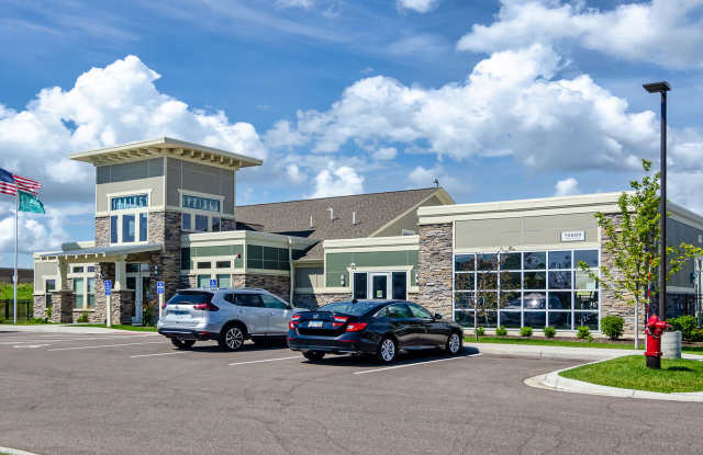 Springs At Cobblestone Lake