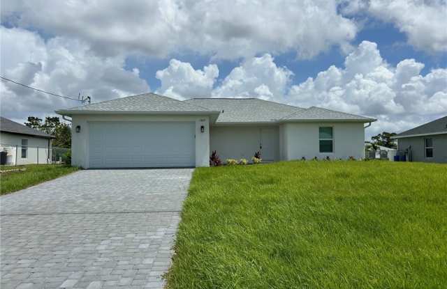 1407 NW 15th Terrace