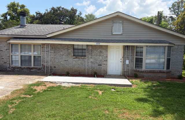 3 bedroom and 1.5 bathroom