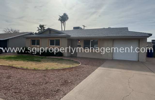 Photo of 451 E Mckinley St