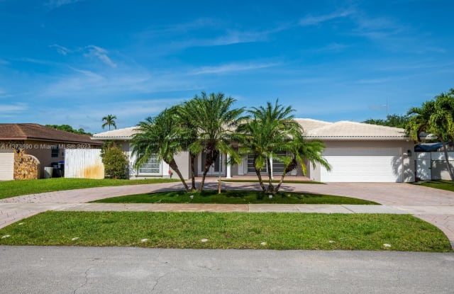 3740 N 53rd Ave - 3740 North 53rd Avenue, Hollywood, FL 33021