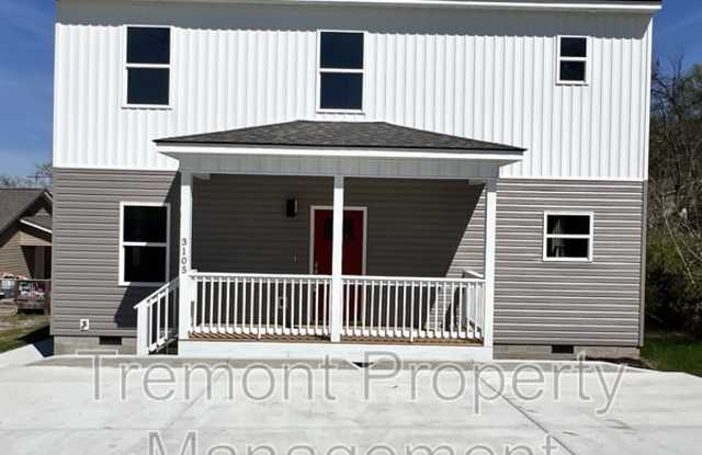 3105 East 37th Street