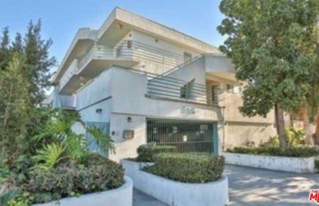 516 Venice Way