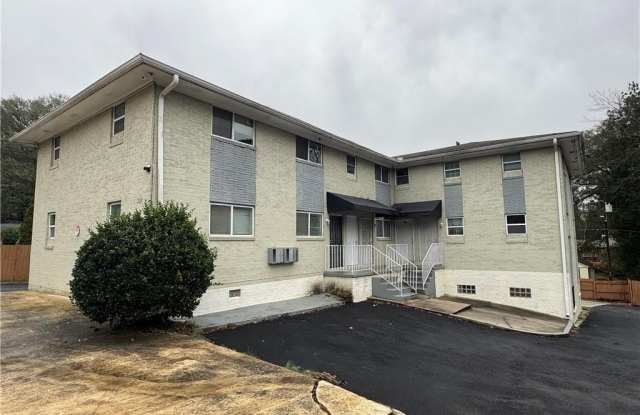 Photo of 2430 Perry Boulevard NW