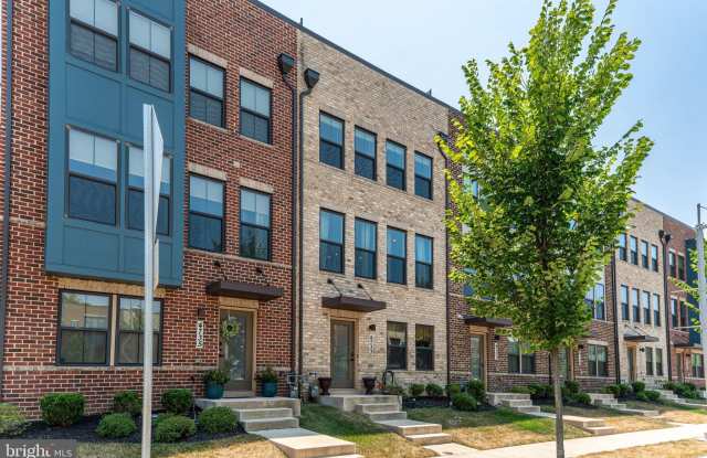 4733 TOWNE PARK Road