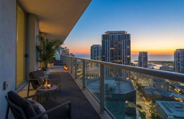 Residences at 400 Central