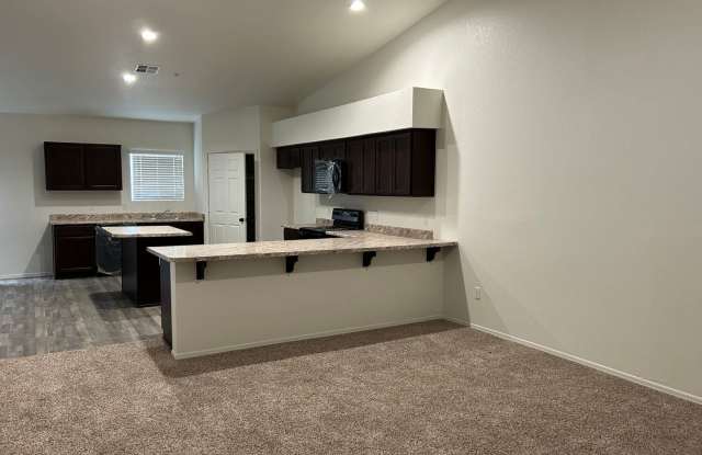 3815 S. Desert Sky Dr.