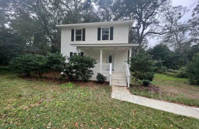 2062 Hollywood Drive