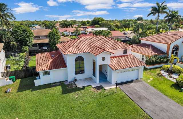 15835 Cotswold Ct