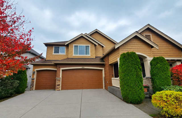 Beautiful 5 Bed 3.5 Bath Home in Redmond Ridge, Redmond.