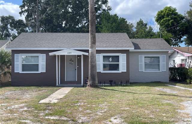 1309 5TH STREET NE - 1309 5th Street Northeast, Winter Haven, FL 33881