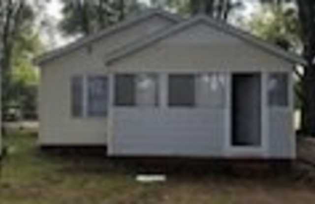 618 Elizabeth Avenue