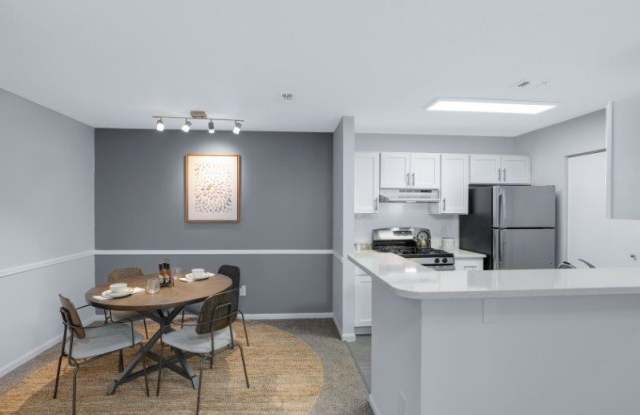 Town Walk at Hamden Hills