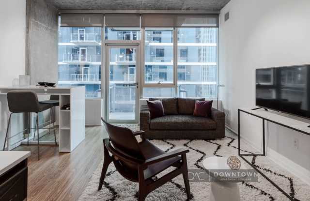 1330 S Wabash Ave