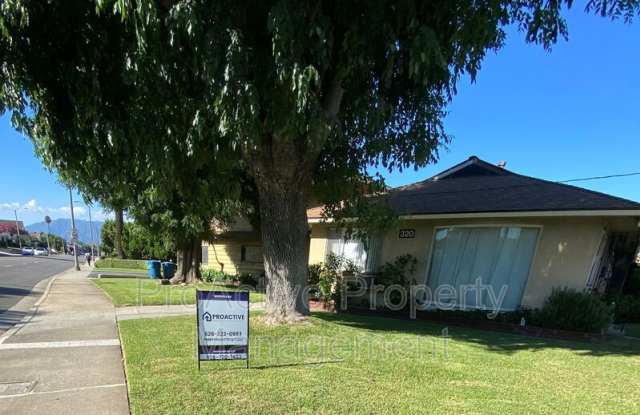 Photo of 312 N Atlantic Blvd