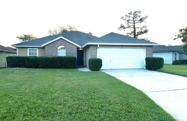 810 HICKORY LAKES Drive S - 810 Hickory Lakes Drive South, Jacksonville, FL 32225