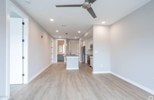 607 S 11th Street unit: 108