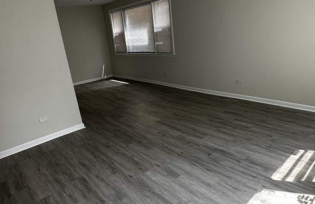 3211 South 53rd Court