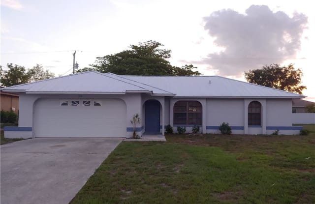 1334 NW 9th PL - 1334 Northwest 9th Place, Cape Coral, FL 33993