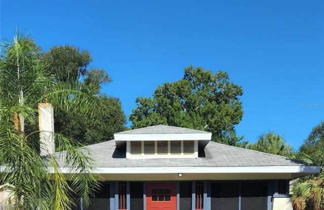 Photo of 1182 8TH STREET N