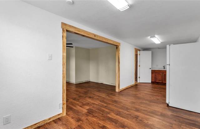 Photo of 809 W CANAL STREET