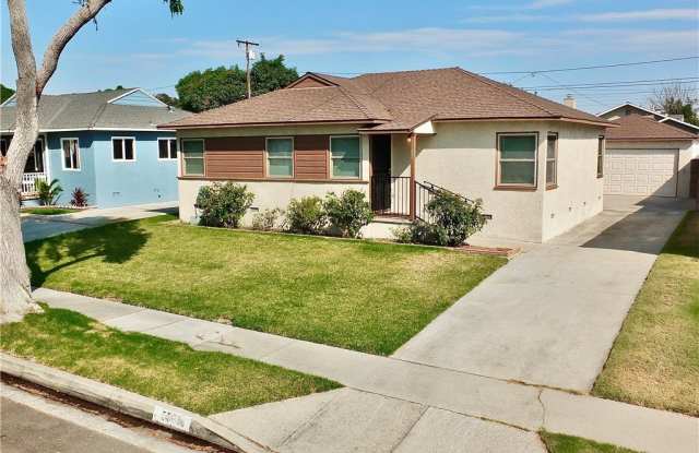 Photo of 5943 Greentop