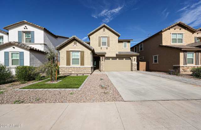 8334 E PALOMA Avenue