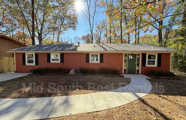 206 Hemlock Ave