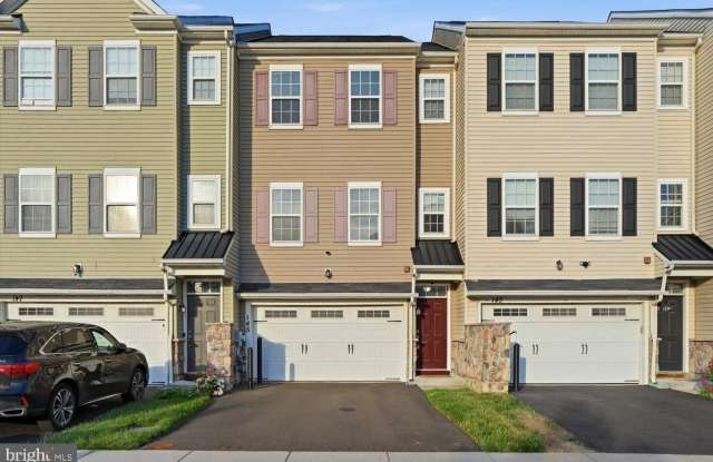 145 MERCER Court