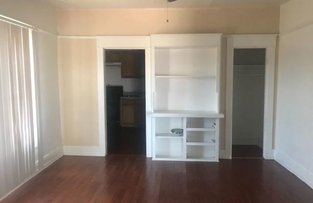 Phoenix 2 Bedroom