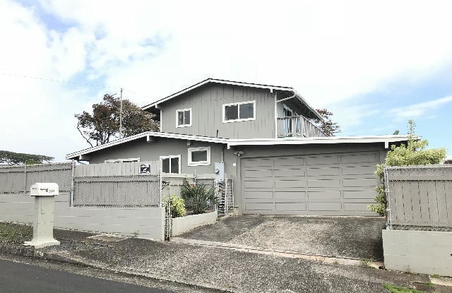 2447 Auhuhu Street - 2447 Auhuhu Street, Pearl City, HI 96782