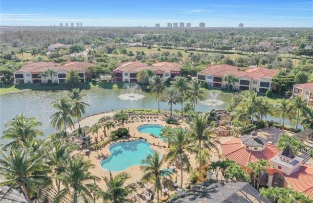 Photo of 22300 Piazza Doria