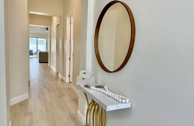 670 101st Avenue North