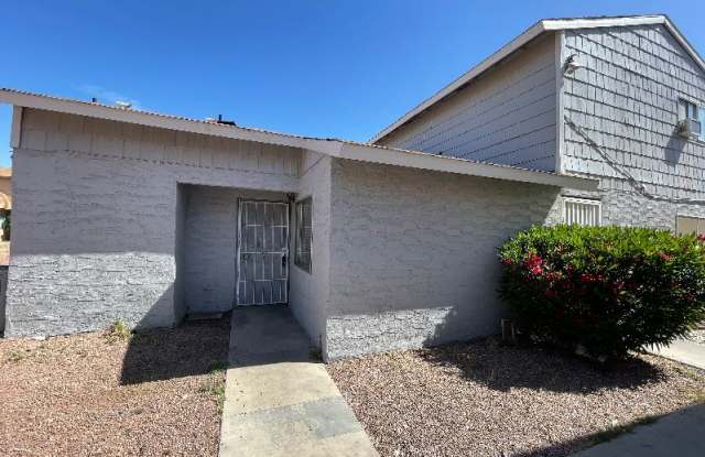 5125 Golden Ln D