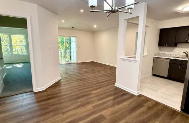 Photo of 1238 Waterford Drive