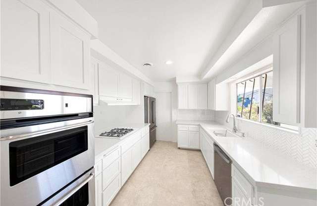 308 East Avenida Cordoba