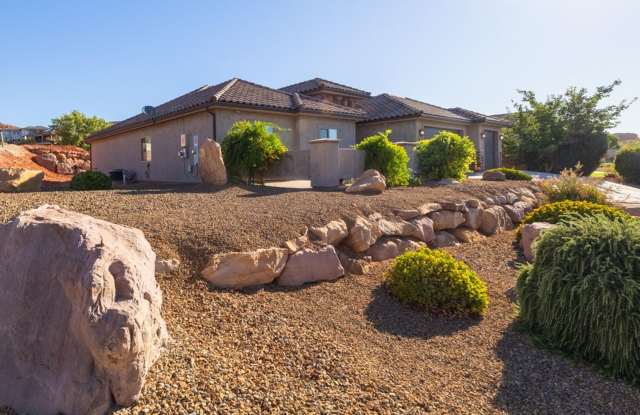 Beautiful 4 Bedroom Home!