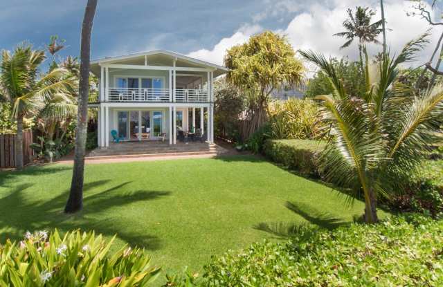 Hawaii Life Presents Modern Mokuleia Beachfront Luxury 4 bedroom 3 Bath