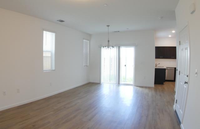 1012 Buena Vista Lane