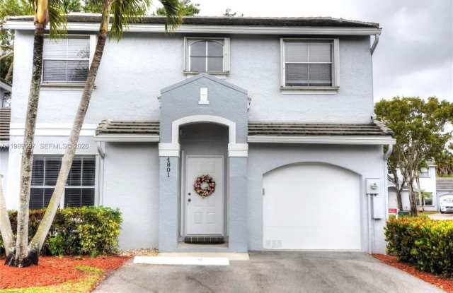 4801 Grapevine Way