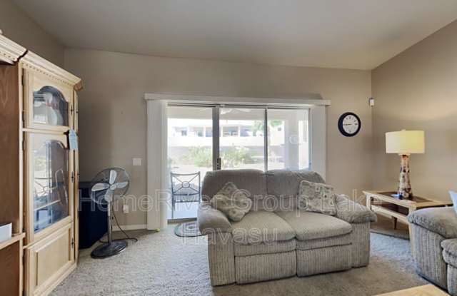 3301 Rocking Horse Dr