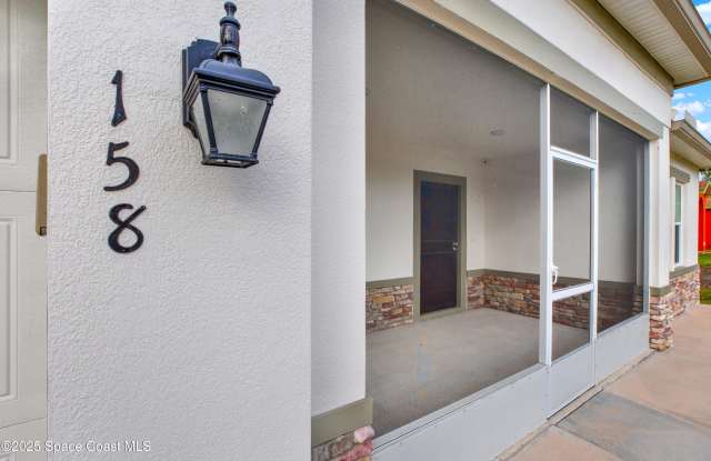 158 Donald Avenue NE