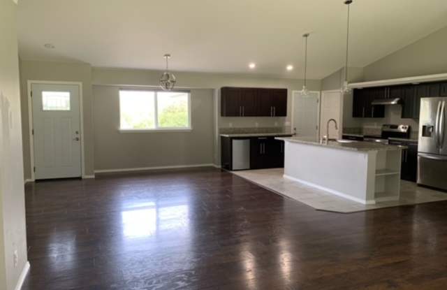 3 bed/2 bath - Ready to Move In