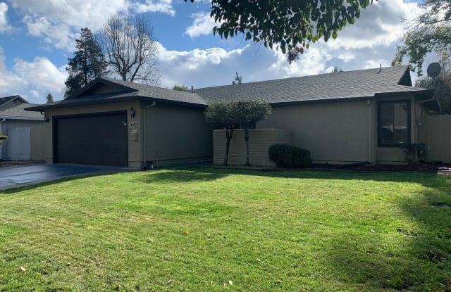 3602 Stone River Circle - 3602 Stone River Circle, Stockton, CA 95219